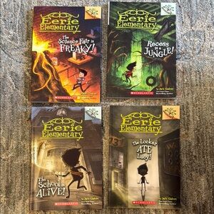 Scholastic Eerie Elementary Adventure Set